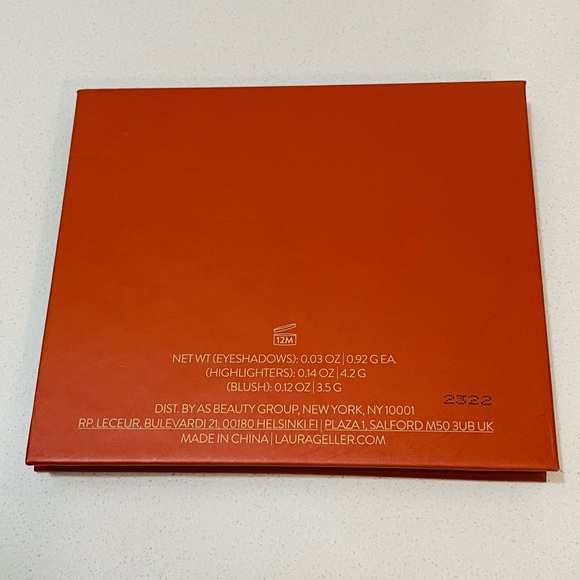 New Laura Geller Command the Room Face Palette - Picture 4 of 4